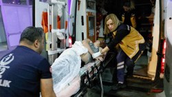 Samsun'da 7 yerinden bıçaklanan şahıs ağır yaralandı