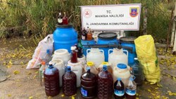 Manisa'da bin litre sahte alkol yakalandı 