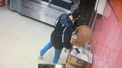 İzmir’de telefon hırsızlığı yapan şahıslar yakalandı