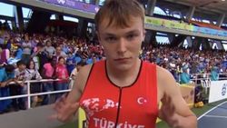 Milli atlet Anthony Smith, altın madalya kazandı