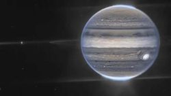 NASA'nın uzay aracı Juno, Jüpiter'in volkanik uydusuna doğru ilerliyor