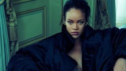 Rihanna 8 aylık oğlunu paylaştı