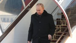 Vladimir Putin, Belarus'a gitti