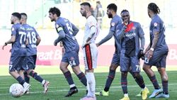 Fatih Karagümrük, Uşakspor'u üç golle geçti