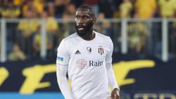 Olympiakos, Arthur Masuaku'nun peşinde