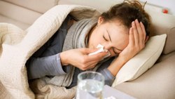 Acil servislerde süper grip alarmı! Süper grip nedir, belirtileri nelerdir? 