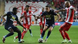 Antalyaspor-Fenerbahçe maçının muhtemel 11'leri