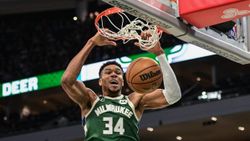 NBA'de Antetokounmpo kariyer rekoru kırdı