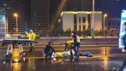 Üsküdar'da karşı yola kaçmak isteyen yayaya otomobil çarptı
