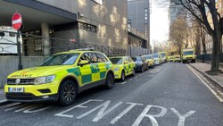 İngiltere ve Galler'de ambulans çalışanları ikinci kez grevde