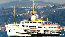 İstanbul'da vapurdan denize düşen kadın hayatını kaybetti
