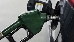 Benzine ve motorine zam