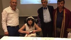 15 yıl sonra hastanede yeniden evlendiler