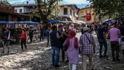 Cumalıkızık'ta hafta sonu yoğunluğu