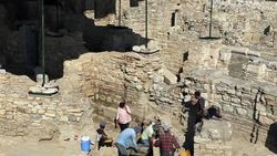 Mescit ve kiliseli kale ziyarete açılacak