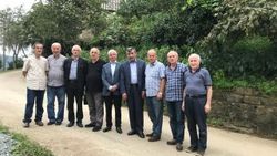 50 yıl önceki ilkokul öğretmenlerini ziyaret ettiler