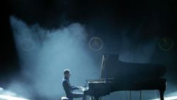 Peter Bence İzmir'de konser verdi