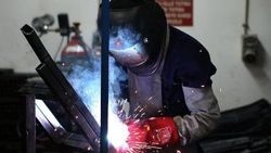 Fabrika gibi okulda üretimde rekor gelir