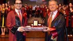 Tıp fakültesi birincisi TUS'ta da birinci oldu