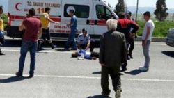 Motosiklet otomobille çarpıştı: 1 ölü, 1 yaralı