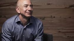 Jeff Bezos'a göre dünyayı kurtarmak için uzaya gidilmeli