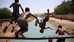 Şanlıurfa'da kavurucu sıcaklar