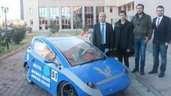 Türk öğrenciler elektrikli araba yaptı