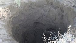 Sivas'ta 8 metre derinliğinde obruk oluştu