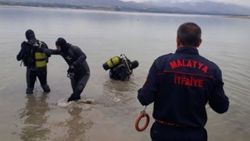 Balık tutmaya giden genç boğuldu