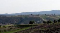 Kilis'te YPG'liler askeri araca havan topu attı