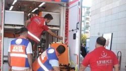 Eruh'ta 25 öğrenci yemekten zehirlendi