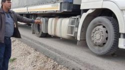 Tır şoförü direksiyon başında kalp krizi geçirdi