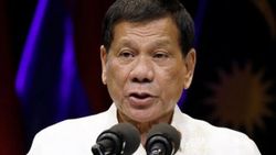 Duterte'den polise emir: Oğlum da olsa vurun