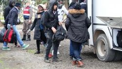 Balıkesir'de 47 mülteci yakalandı