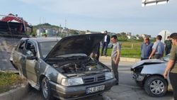 Sakarya'da iki otomobil çarpıştı: 5 yaralı