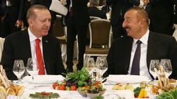 Aliyev'den Erdoğan onuruna akşam yemeği