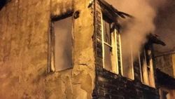 Beyoğlu'nda ahşap binada yangın