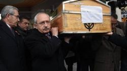 Kılıçdaroğlu, Ali Gürhan Fişek'in cenaze törenine katıldı