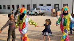 Türkiye savaşta doğan çocukları sevindirdi