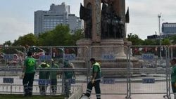 Taksim'de LGBT alarmı