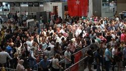 Atatürk Havalimanı'nda gurbetçi yoğunluğu