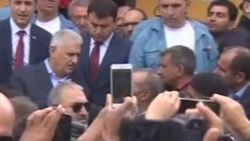 Binali Yıldırım şehit korucuların ailelerini ziyaret etti
