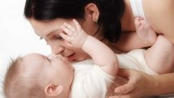 Kasık fıtığı anne karnında oluşuyor