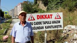 Cadde benim diyen Samsunlu yolu trafiğe kapattı