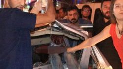 Sürücü bagajına sıkışan yaralıyı fark etmeden kaçtı