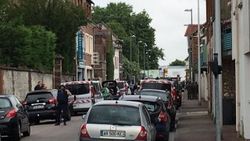 Fransa'da kilisedekiler rehin alındı