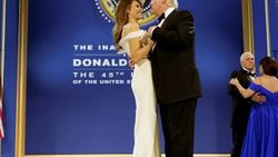 Trump'ın ilk icraati Obamacare'ı iptal etmek oldu
