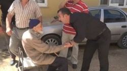 Bursa'da 102 yaşındaki dede gelin arabasının önünü kesti