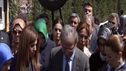 AK Parti'den CHP'ye siyah çelenkli protesto
