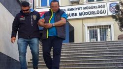 Cinayet zanlısı polise kendini ele verdi